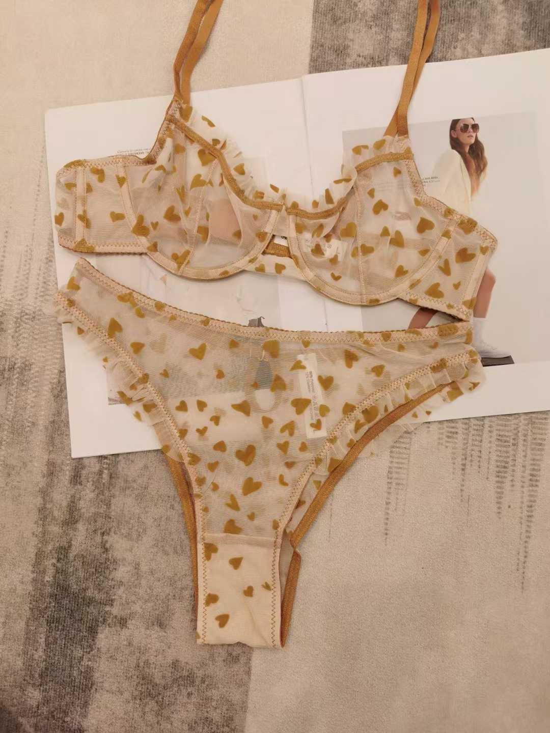 Sexy Lingerie Lace Underwear Ultra-thin Transparent Heart-shaped Print Women's Underwear Set Large Chest Minimizer Bra