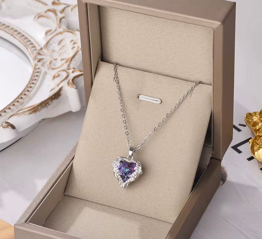 Collar colgante elegante de acero inoxidable bañado en oro 18K